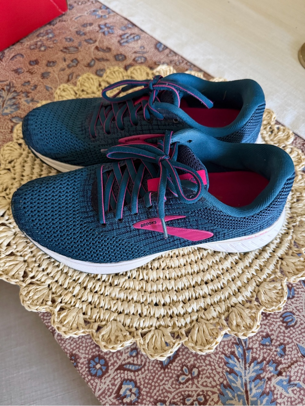 Brooks Women's Running Shoes in Teal with Pink Details